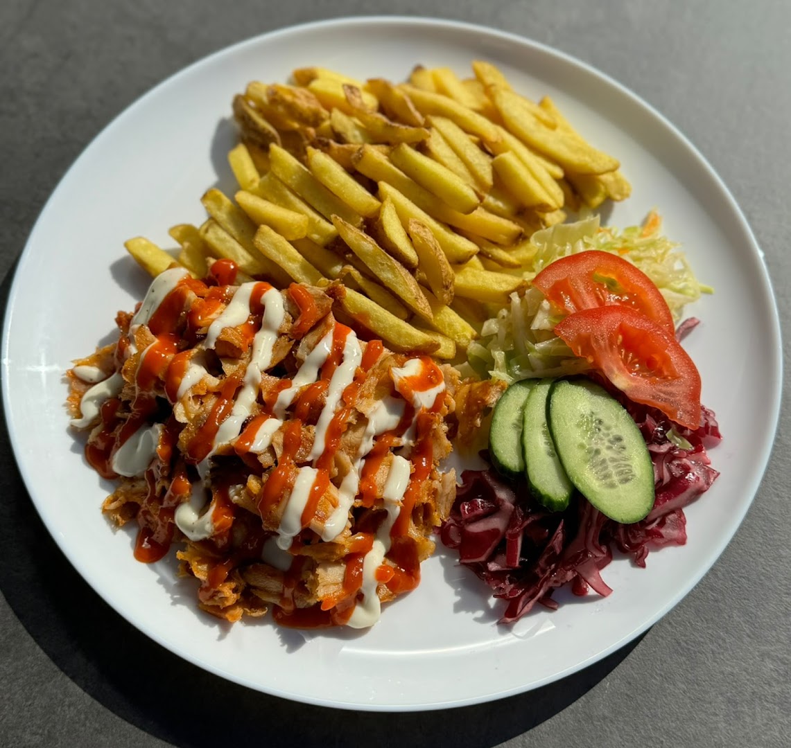 Wnętrze restauracji Zdanek Kebab